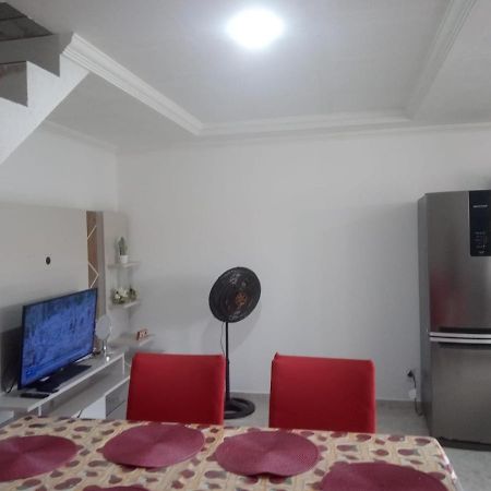 Apartamento Duplex Mobiliado Em Sao Pedro Da Aldeia Ngoại thất bức ảnh